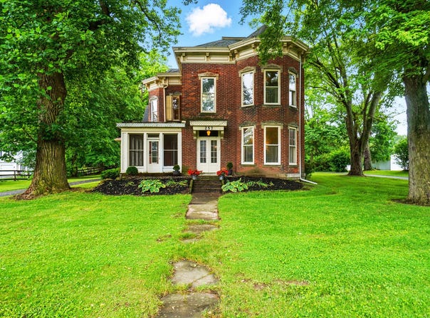 257 E Sandusky Street, Mechanicsburg, OH 43044