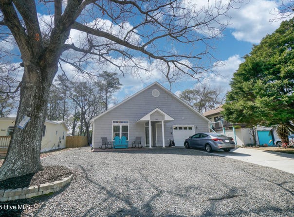 2805 E Yacht Drive, Oak Island, NC 28465