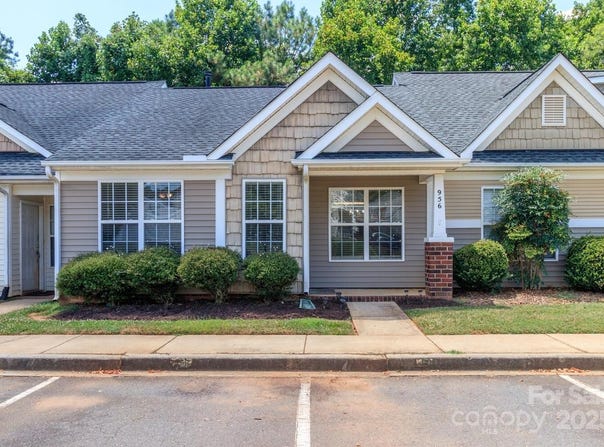 956 Olde Towne Way, Rock Hill, SC 29732