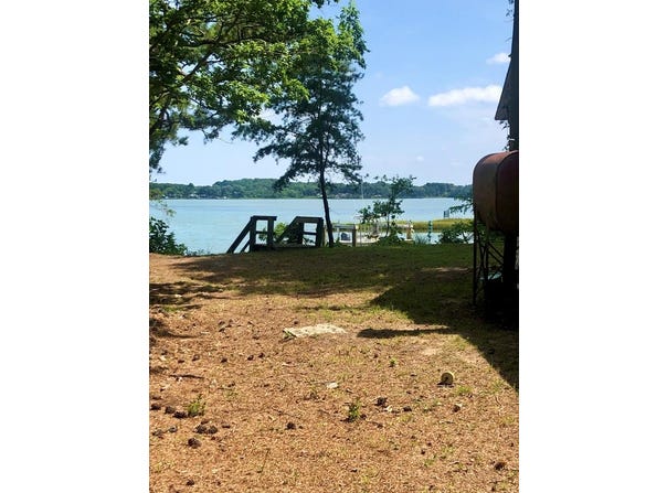 3392 VAUCLUSE LN, MACHIPONGO, VA 23405