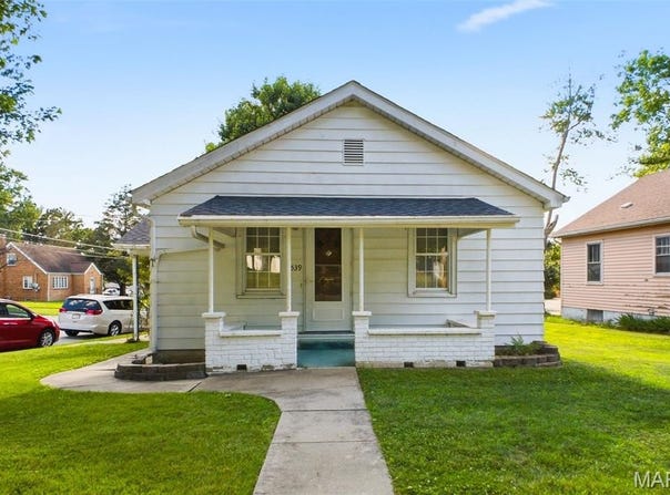 539 S Main Street, Waterloo, IL 62298