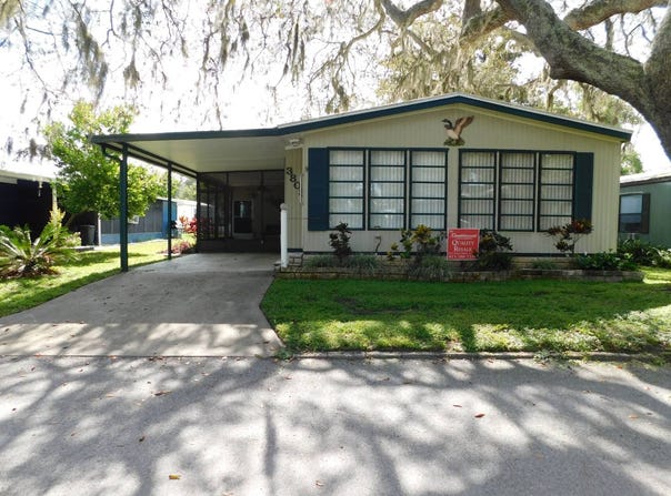 3808 Oakhurst Lane, Zephyrhills, FL 33541