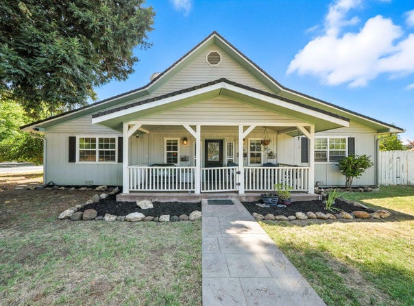 406 S Jackson Street, Red Bluff, CA 96080