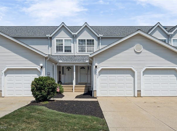 1653 Maple View Court, Streetsboro, OH 44241