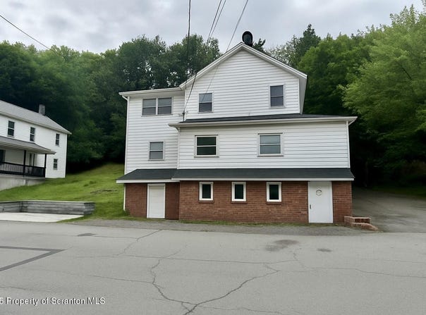 65 Ontario Street, Simpson, PA 18407