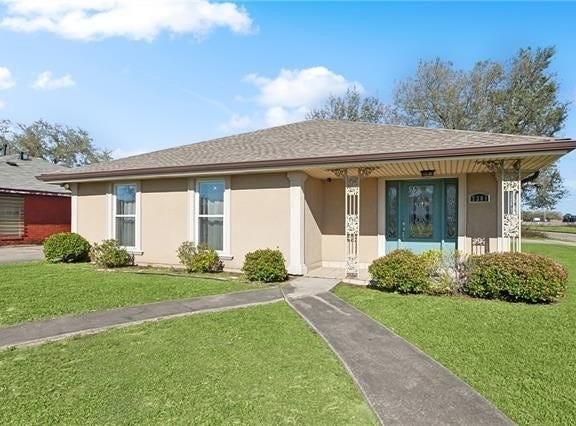 7301 NEWCASTLE Street, New Orleans, LA 70126