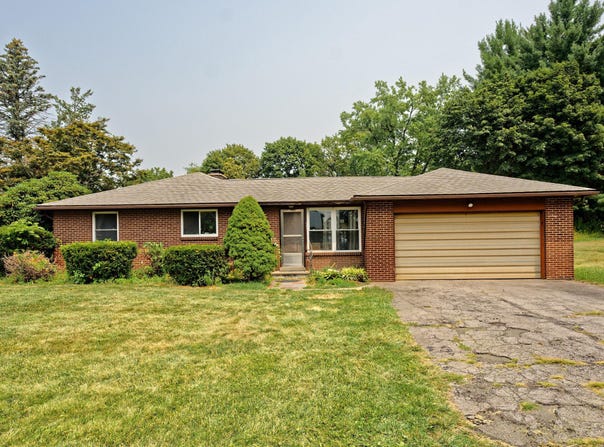 5 Hosford Avenue, North Greenbush, NY 12144