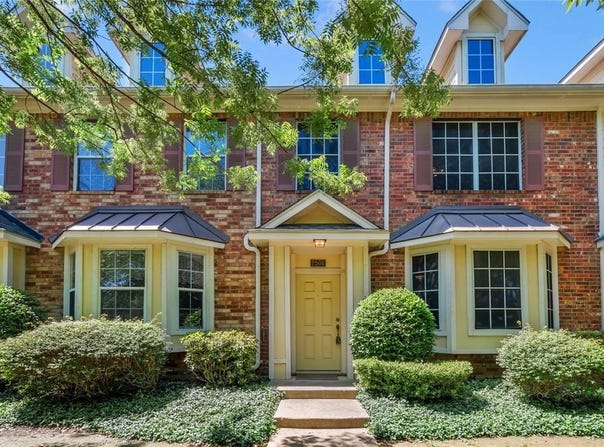 2506 Durango Ridge Drive, Bedford, TX 76021