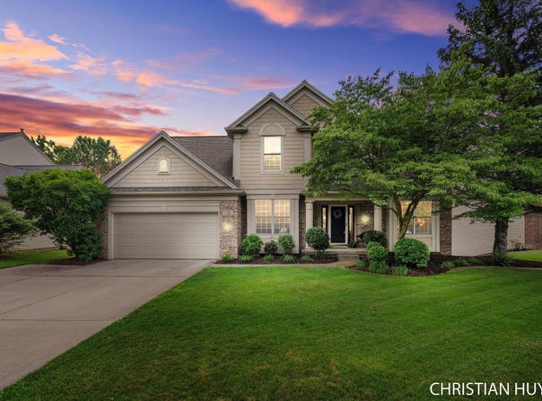 1280 Apple Creek Drive SE, Kentwood, MI 49546