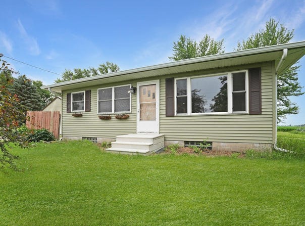 6418 Independence Avenue, Waterloo, IA 50703