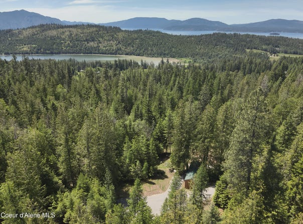 191 Sunset View Ln, Hope, ID 83836
