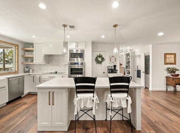 145 Vista Drive, Eustace, TX 75124
