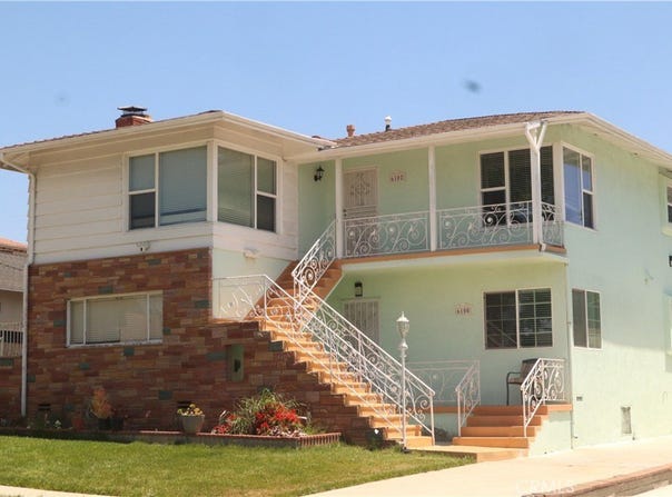 6100 S Fairfax Avenue, Ladera Heights, CA 90056