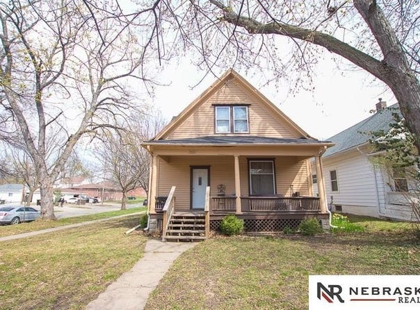 200 S 29th Street, Lincoln, NE 68510