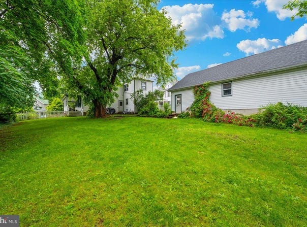 28 N ALTAMONT AVENUE, THURMONT, MD 21788