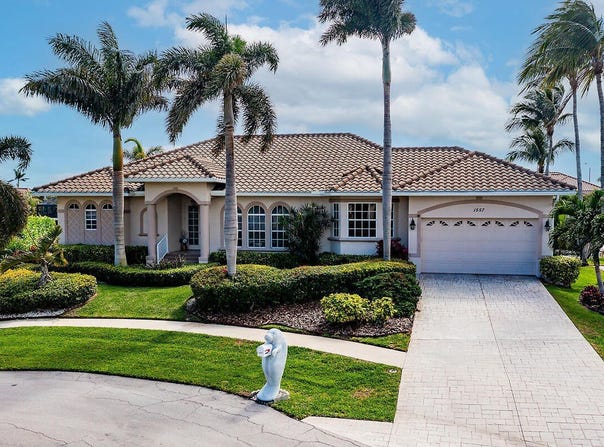 1557 KINGSTON Court, Marco Island, FL 34145
