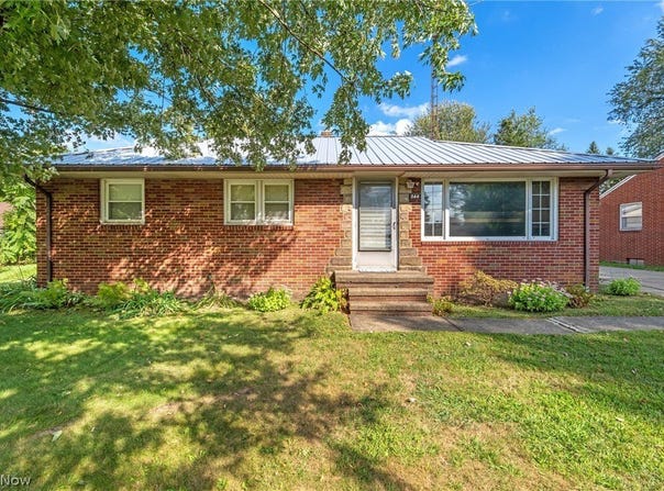 344 Rice Avenue NE, Canton, OH 44704
