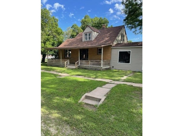 221 S Empire St, Galva, KS 67443
