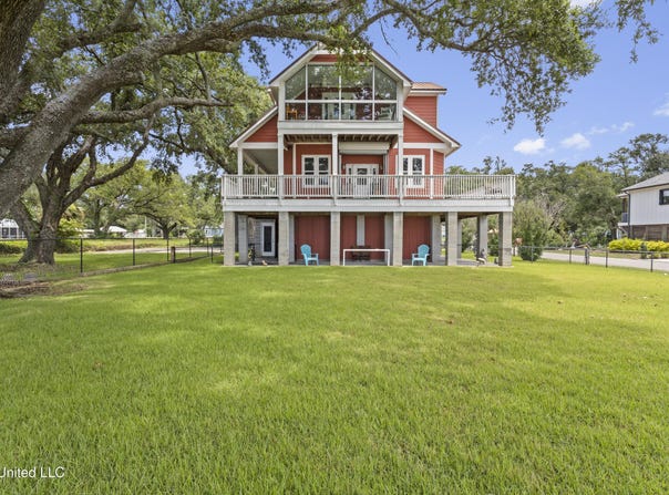 5200 W Beach Boulevard, Gulfport, MS 39501