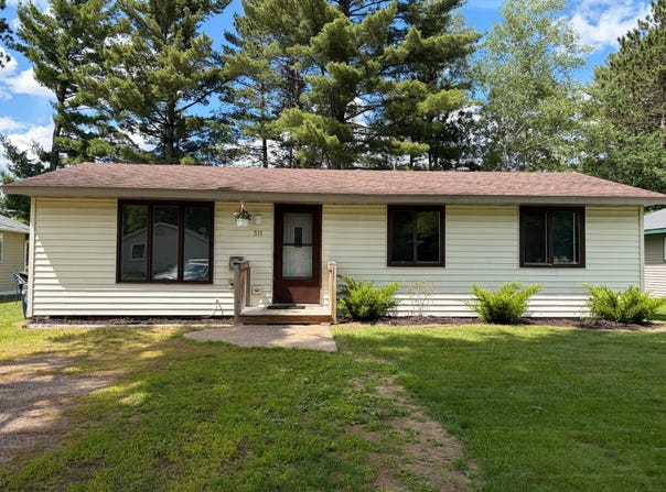 311 ILLINOIS ST, Eagle River, WI 54521