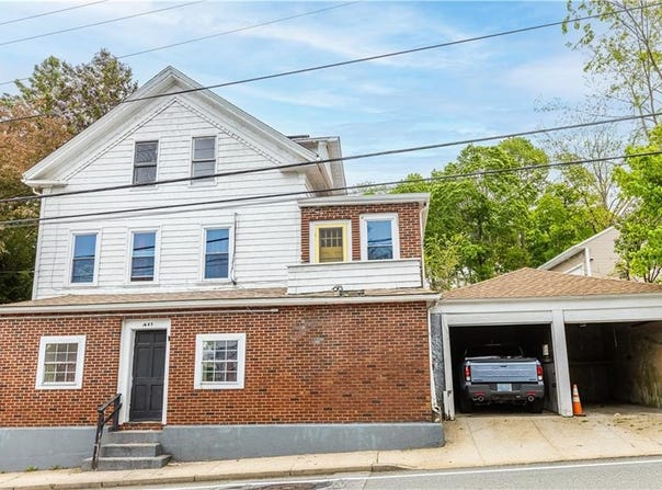 1448 Plainfield Pike, Cranston, RI 02920