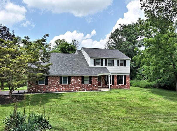 4744 DUNSTON ROAD, BENSALEM, PA 19020