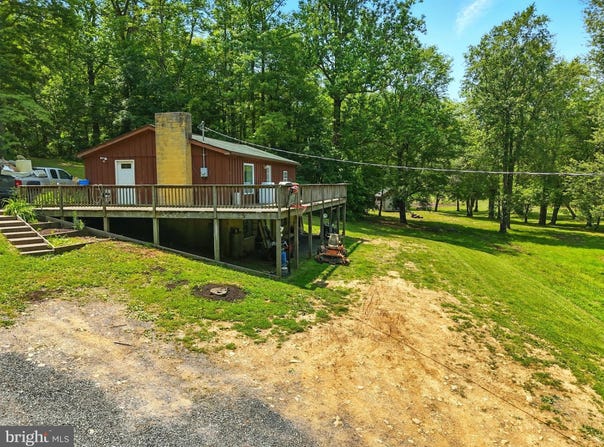 13057 JOHN MARSHALL HIGHWAY, LINDEN, VA 22642