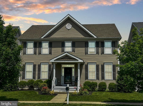 36 BROOKDALE WAY, CHESTERFIELD, NJ 08515