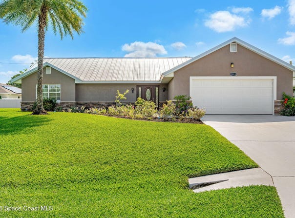 2911 Denver Avenue SE, Palm Bay, FL 32909