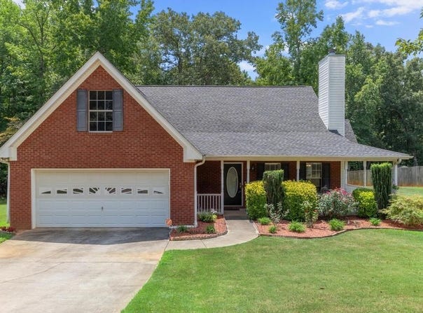 129 Hunters Chase, Mcdonough, GA 30253