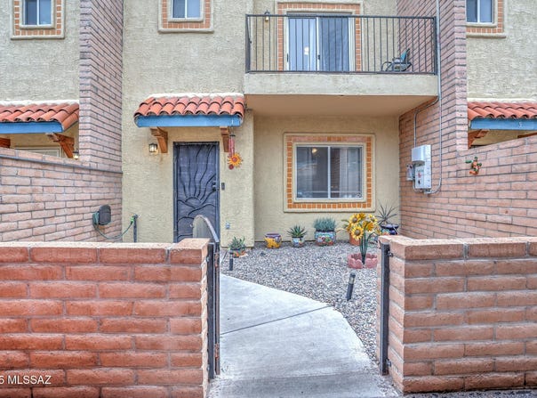3516 S Mission Road, Tucson, AZ 85713