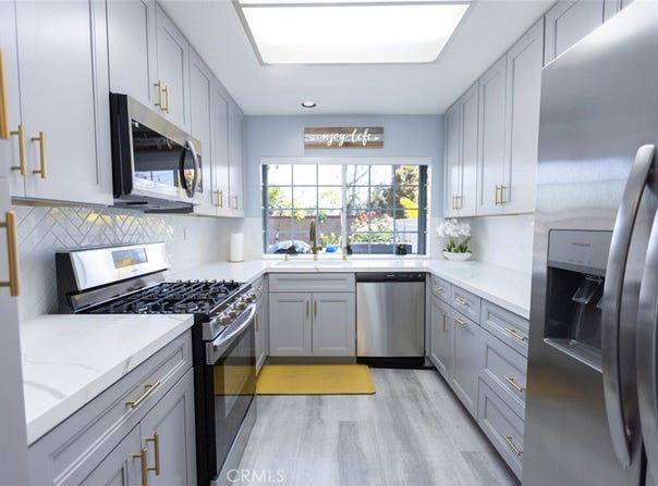 2196 Evergreen Drive, Tustin, CA 92782