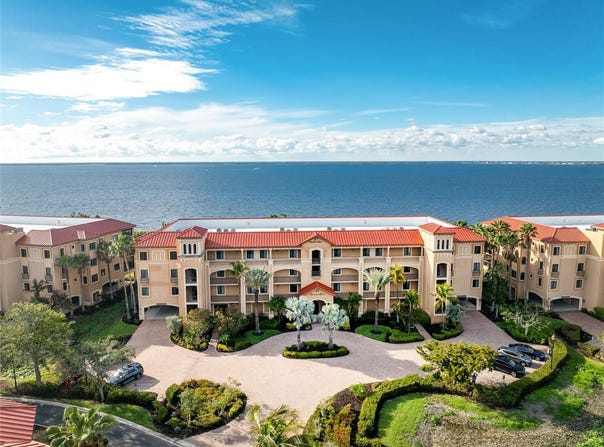 87 VIVANTE BLVD, PUNTA GORDA, FL 33950