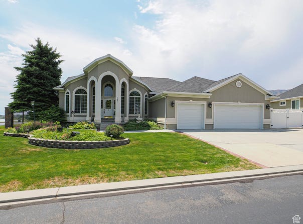 121 E AMBER, Saratoga Springs, UT 84045