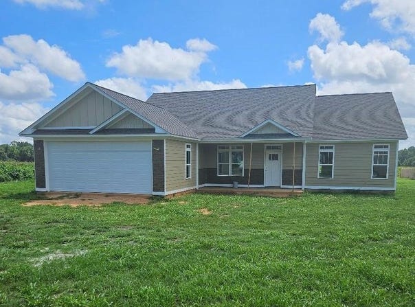 1520 Upper Hawthorne Trail, Cairo, GA 39827