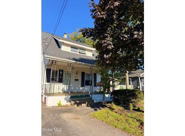 2513 Barton Avenue, Schenectady, NY 12306
