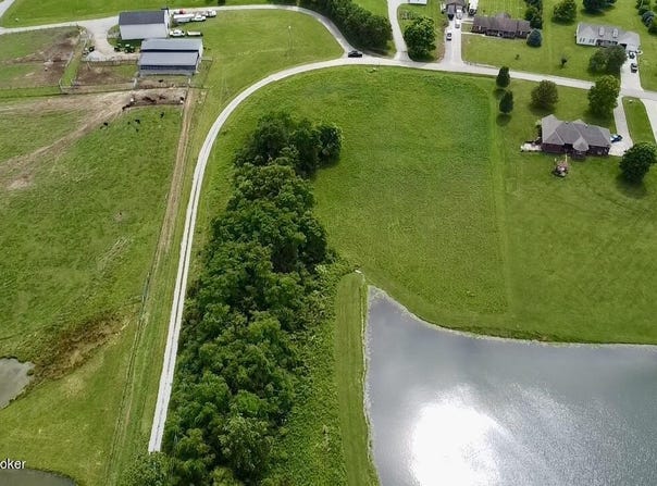 4-5 Dominican View Dr, Springfield, KY 40069