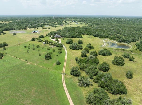 900 Schulze Road, Schulenburg, TX 78956