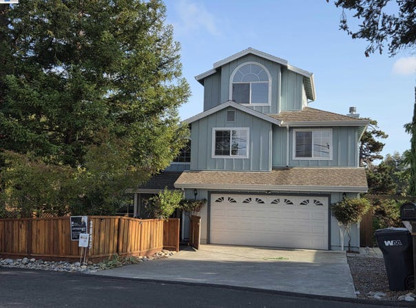 2825 Hillcrest Avenue, Hayward, CA 94542