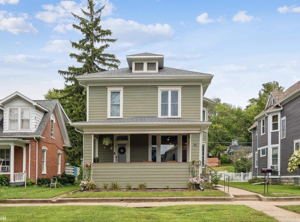 911 Avenue D, Fort Madison, IA 52627