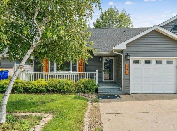 611 W Sovers St., IA 52333
