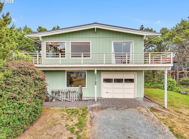 26765 NEDONNA AVE, Rockaway Beach, OR 97136