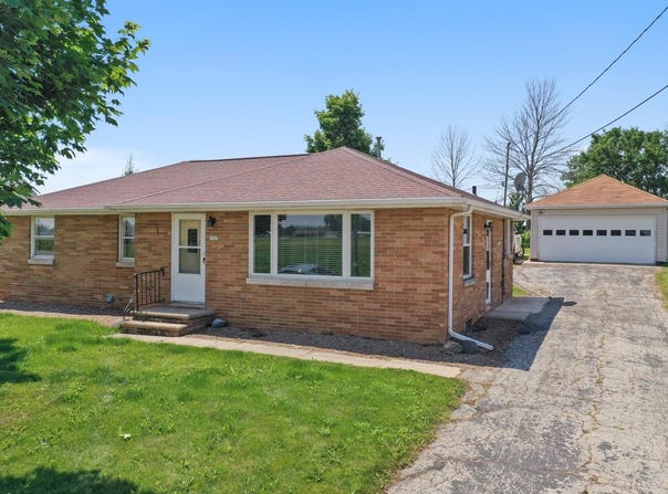 2565 ST KILIAN Road, NEW FRANKEN, WI 54229-9718