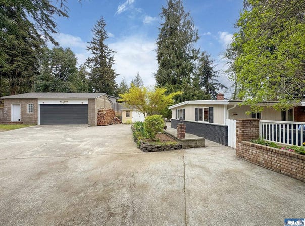 372 Fleming Drive, Sequim, WA 98382