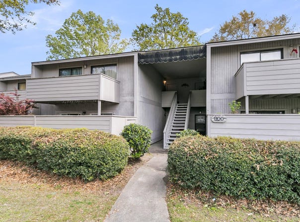 902 Greenmeadow Drive, Goose Creek, SC 29445