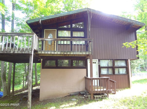 101 Gum Terrace, Greentown, PA 18426