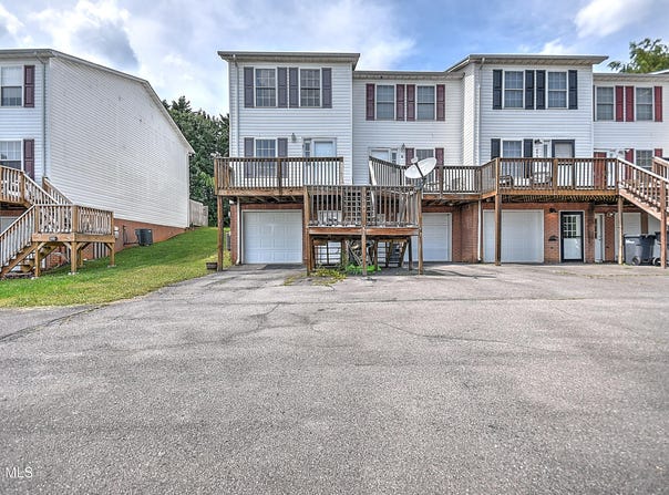 49 Tulip Grove Circle, Bristol, TN 37620