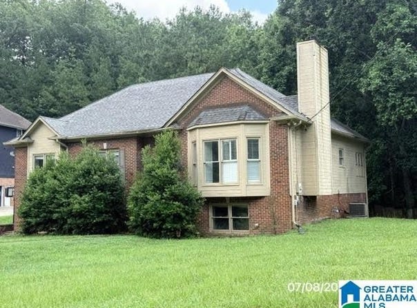 1929 VALEWOOD CIRCLE, HOOVER, AL 35244
