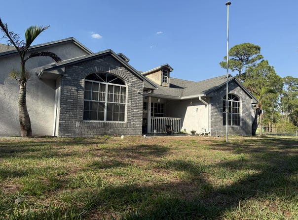 15515 N 94th St N, The Acreage, FL 33412