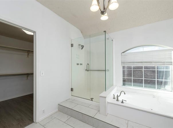 1224 Woodthorpe Drive, Mesquite, TX 75181